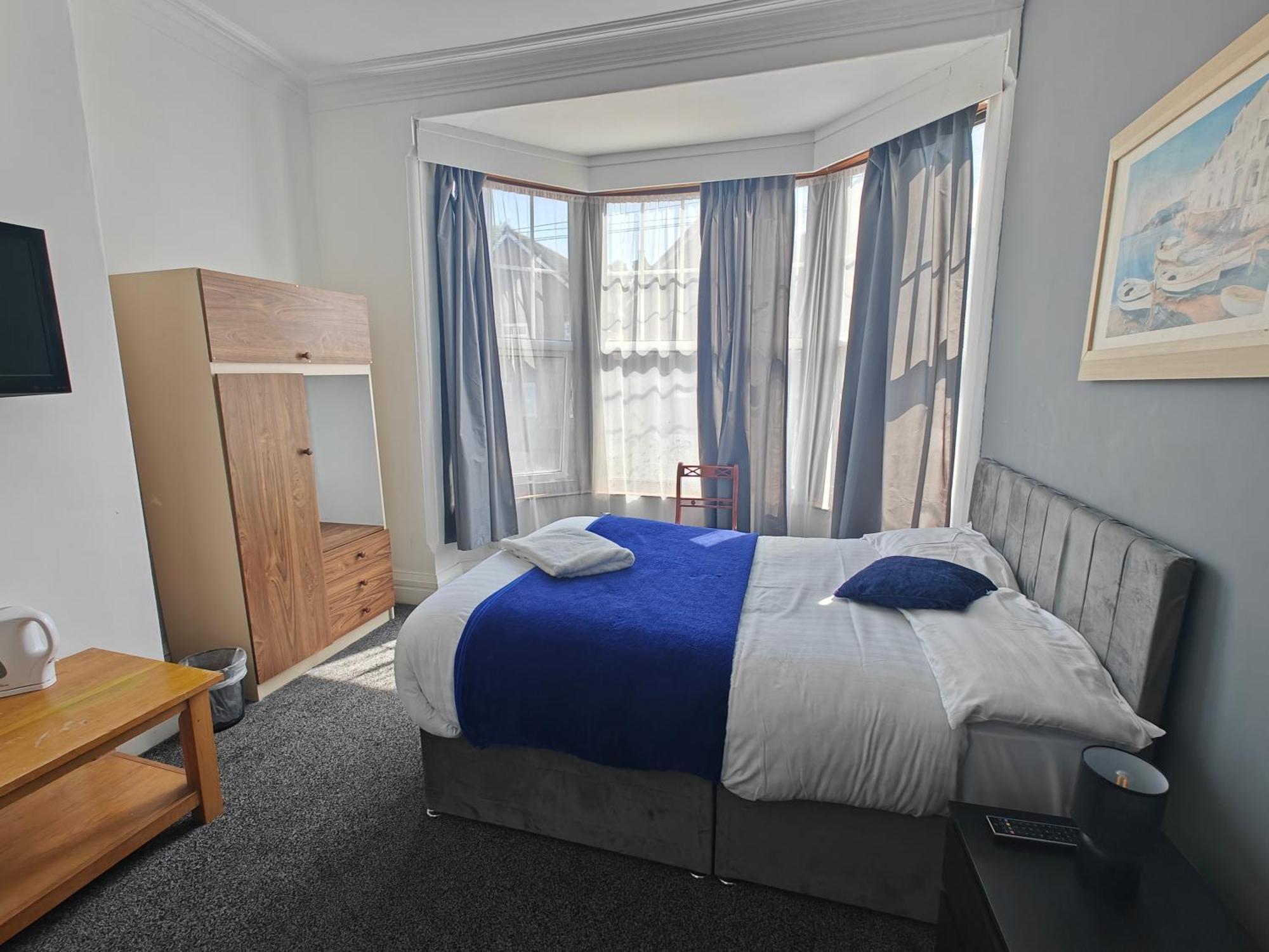Campbells Hotel 2*