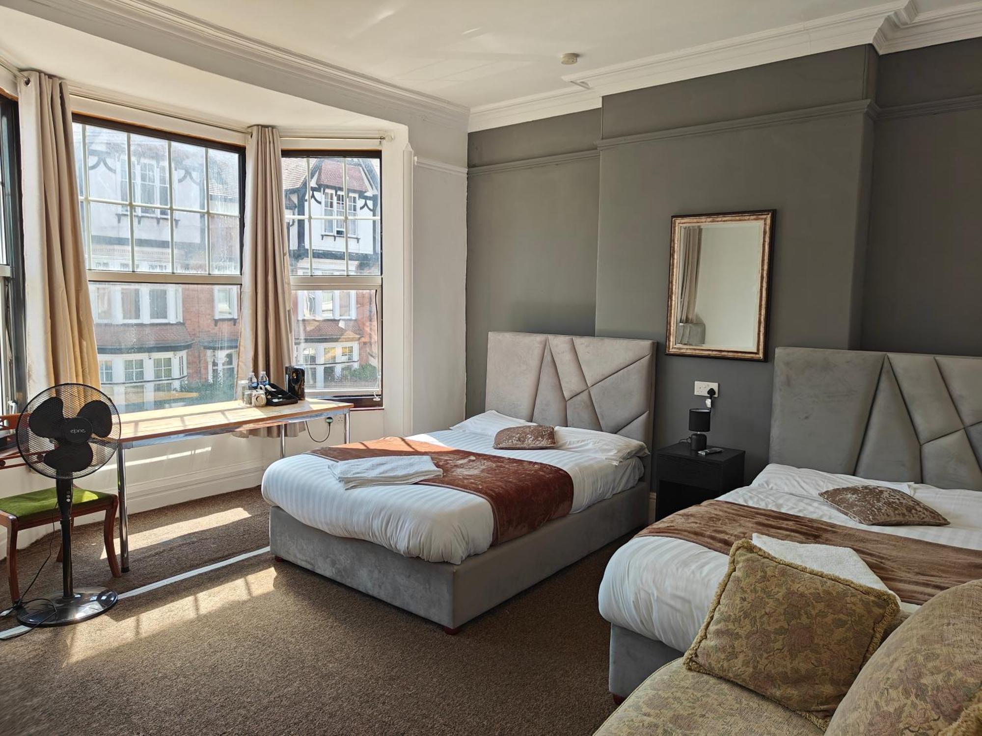Hotel Campbells Leicester